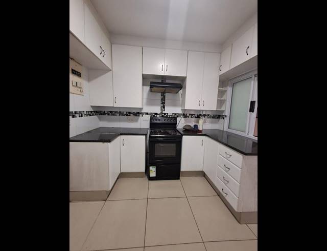 3 BEDROOM PROPERTY TO RENT IN BRAMLEY